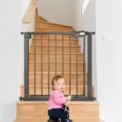 AUFUN 75-85cm Stair Protection Grille Children Grille D'ouverture Bidirectionnelle, Grilles De Protection De Porte Sans Forage, Pour Enfants, Noir 7 AUFUN 75-85cm Stair Protection Grille Children Grille D'ouverture Bidirectionnelle, Grilles De Protection De Porte Sans Forage, Pour Enfants, Noir -Mottetch Boutique 83907110 3